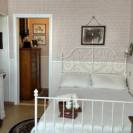 Dependance Ottocento - Monolocale Romantico In Centro Apartment Cagliari