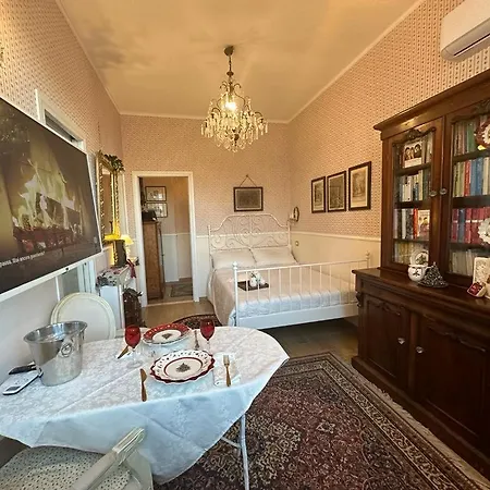 Apartment Dependance Ottocento - Monolocale Romantico In Centro
